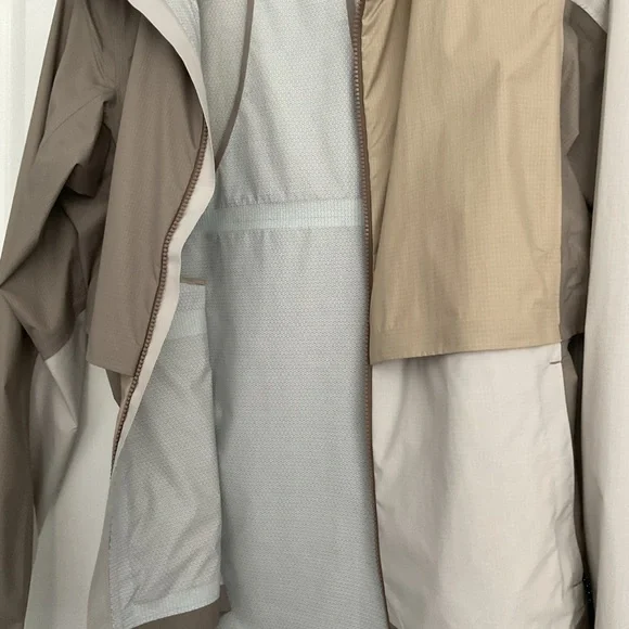 Janji Rain Runner 2.0 women XS two tone brown jacket - Picture 4 of 6